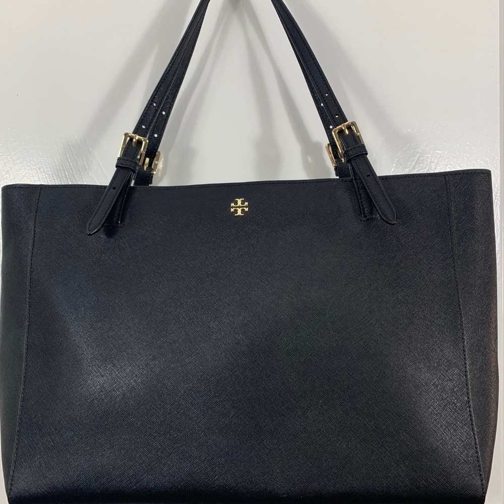 Black Tory Burch Shoulder Bag w/gold AUTHENTIC